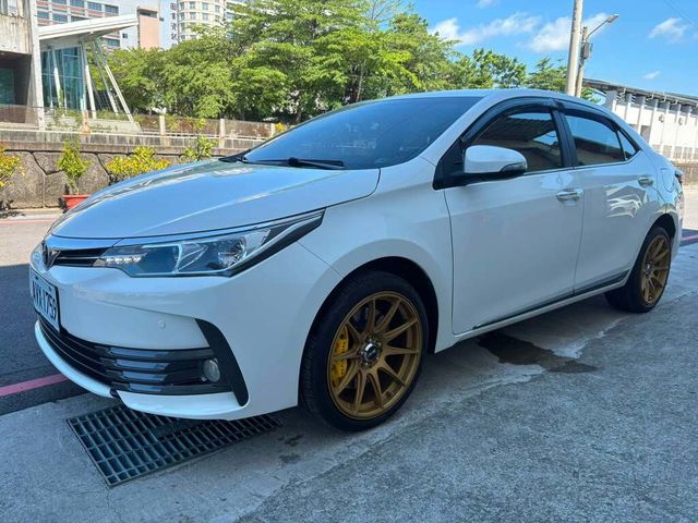 TOYOTA豐田 ALTIS  第1張相片