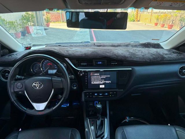 TOYOTA豐田 ALTIS  第6張相片