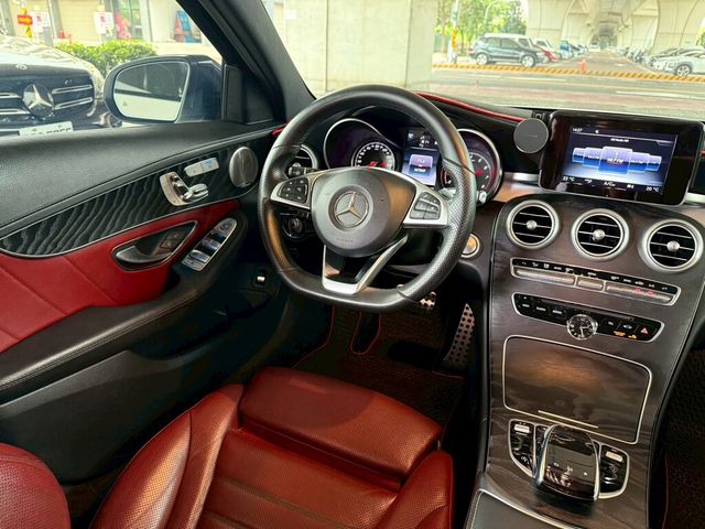 M-BENZ賓士 C300  第7張相片