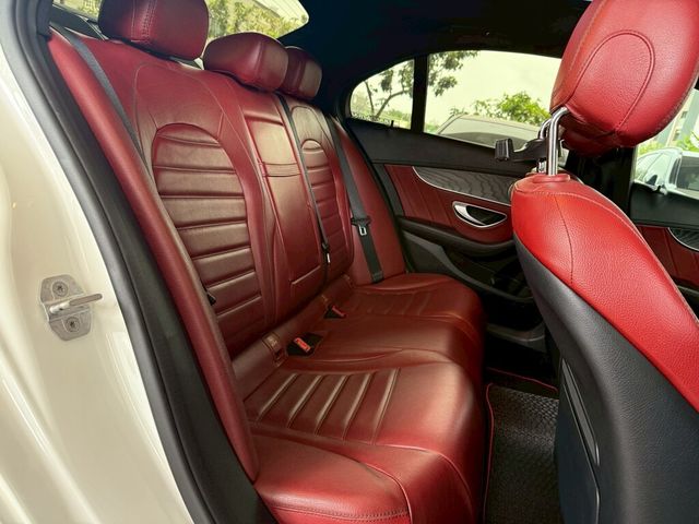 M-BENZ賓士 C300  第16張相片