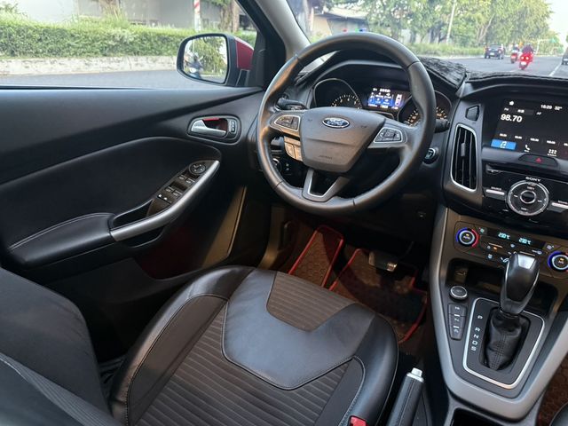 FORD福特 FOCUS  第7張相片
