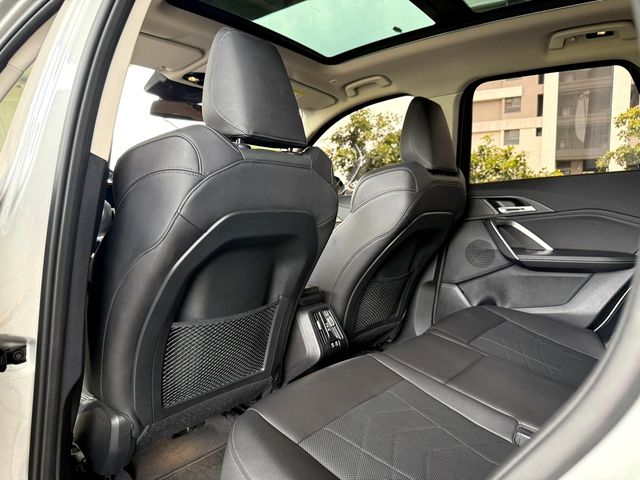 BMW寶馬 IX1 XDRIVE30  第13張相片