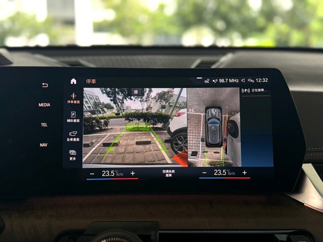 BMW寶馬 IX1 XDRIVE30  第19張相片