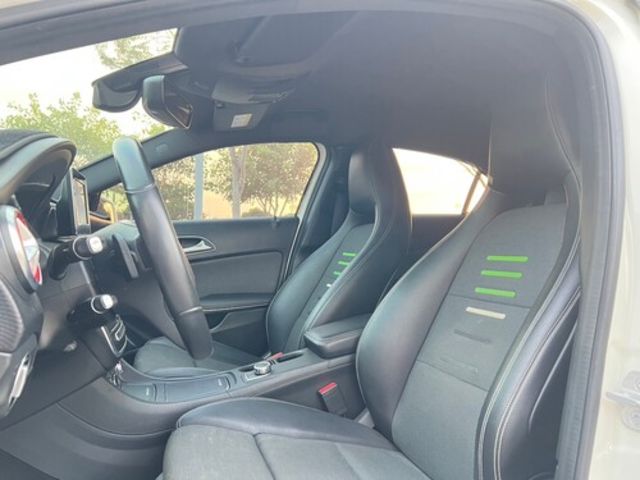 M-BENZ賓士 A180  第11張相片