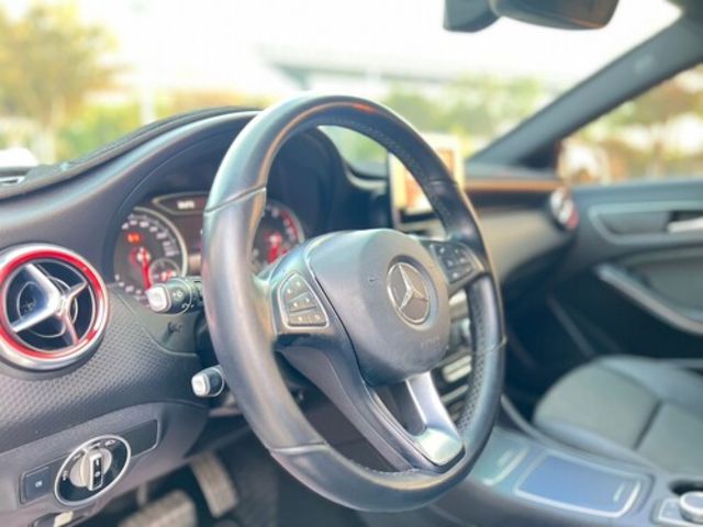 M-BENZ賓士 A180  第14張相片
