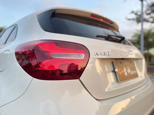 M-BENZ賓士 A180  第16張相片
