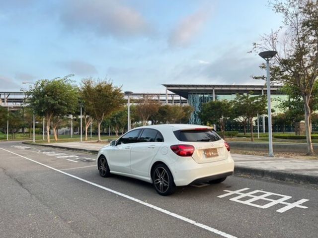 M-BENZ賓士 A180  第18張相片
