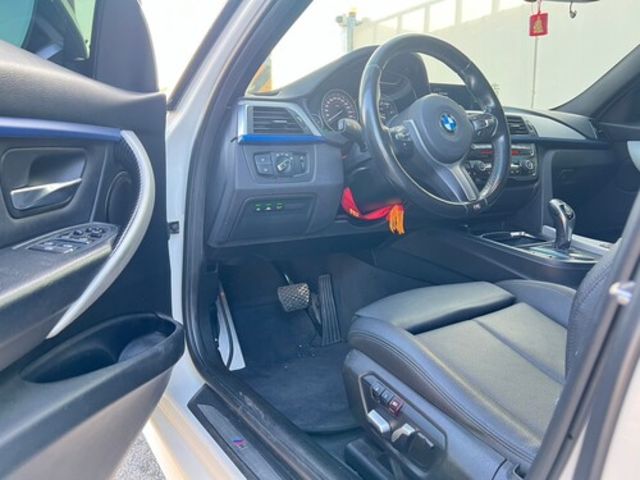 BMW寶馬 320I  第11張相片