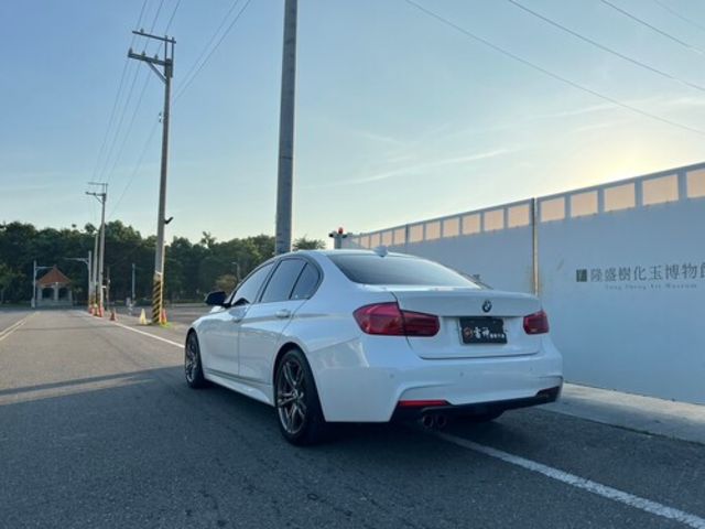 BMW寶馬 320I  第17張相片