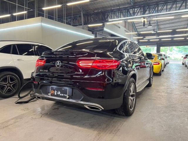 M-BENZ賓士 GLC300 AMG COUPE  第7張相片