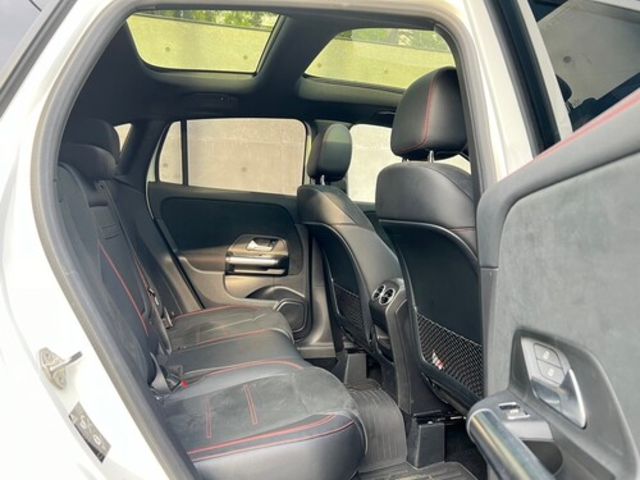 M-BENZ賓士 GLA250  第11張相片