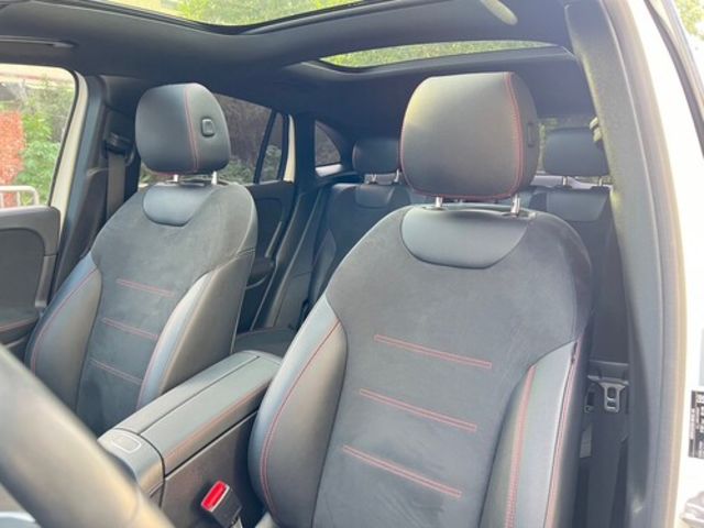 M-BENZ賓士 GLA250  第14張相片