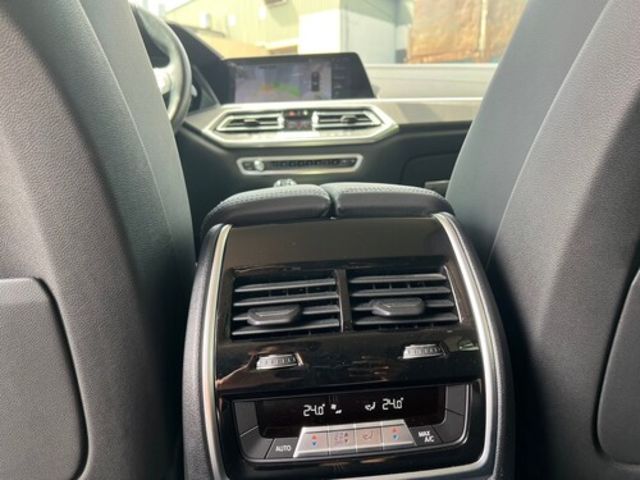 BMW寶馬 X5  第11張相片