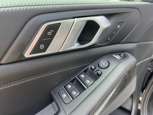 BMW寶馬 X5  第16張相片