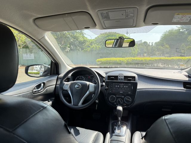 NISSAN日產 TIIDA  第8張相片
