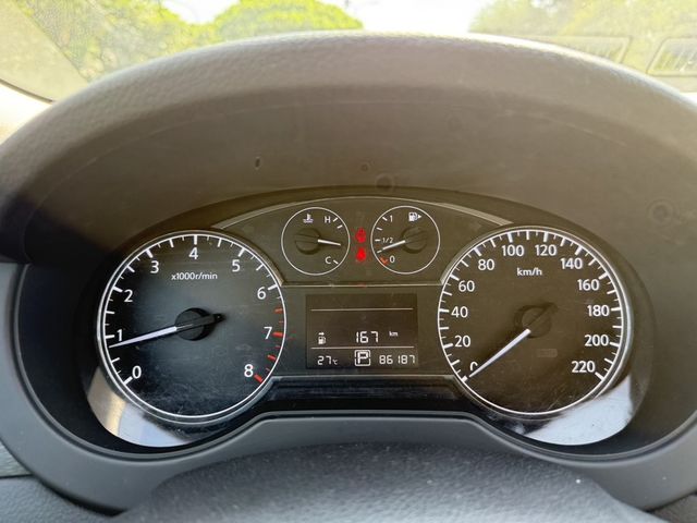 NISSAN日產 TIIDA  第12張相片