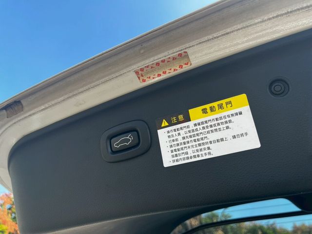 LUXGEN納智捷 U6 TURBO  第14張相片