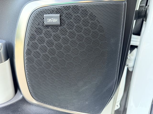 LEXUS凌志 LM300H  第19張相片