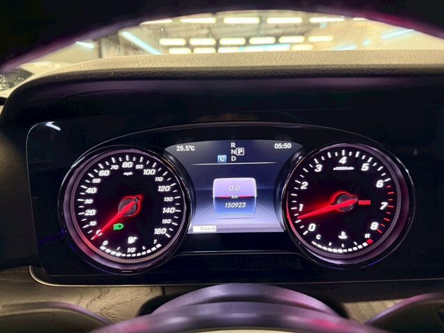 M-BENZ賓士 E300  第12張相片