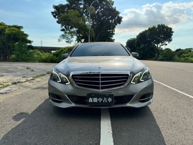 M-BENZ賓士 E400  第1張相片