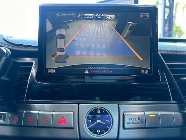AUDI奧迪 A8  第10張相片