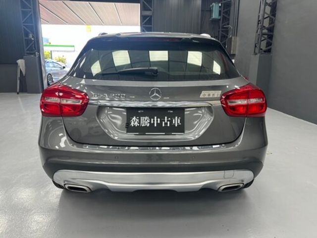M-BENZ賓士 GLA200  第4張相片