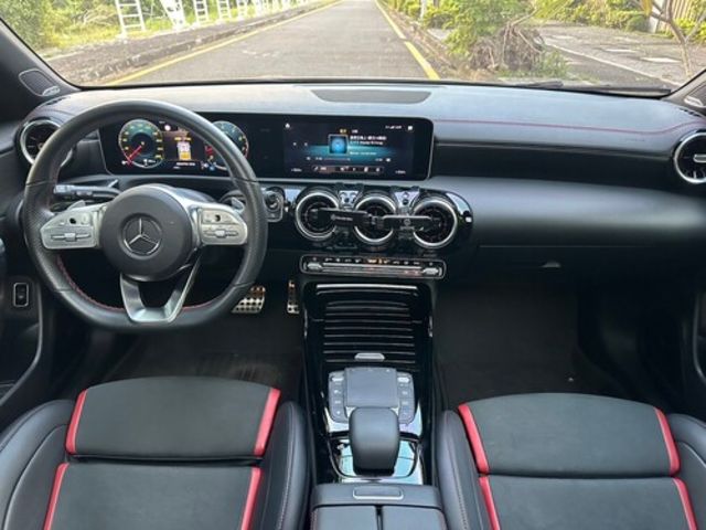 M-BENZ賓士 CLA35 AMG SHOOTING BRAKE  第7張相片