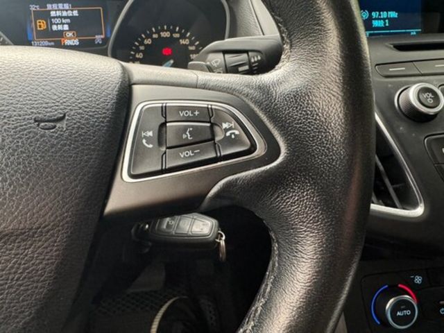FORD福特 FOCUS  第13張相片
