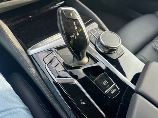 BMW寶馬 540I  第17張相片