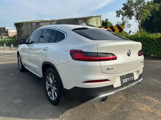BMW寶馬 X4 XDRIVE20I  第5張相片