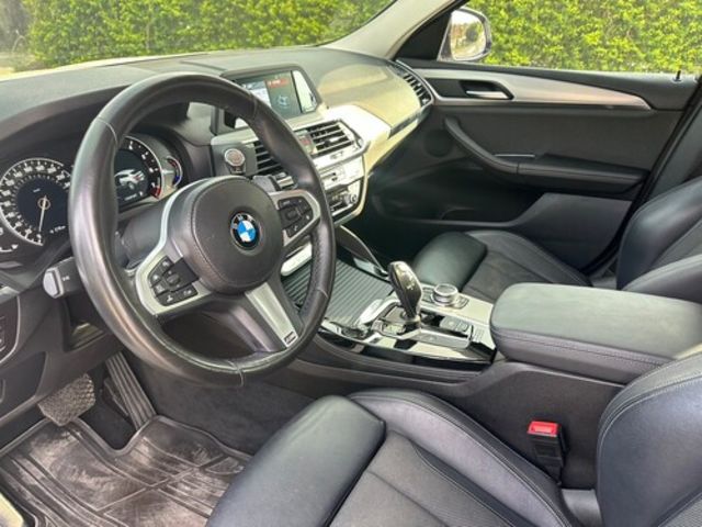BMW寶馬 X4 XDRIVE20I  第7張相片