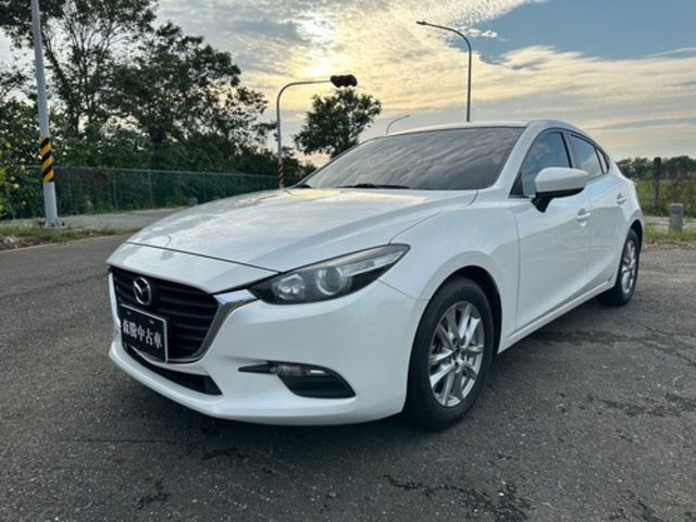 MAZDA馬自達 MAZDA 3  第2張相片
