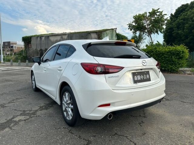 MAZDA馬自達 MAZDA 3  第5張相片