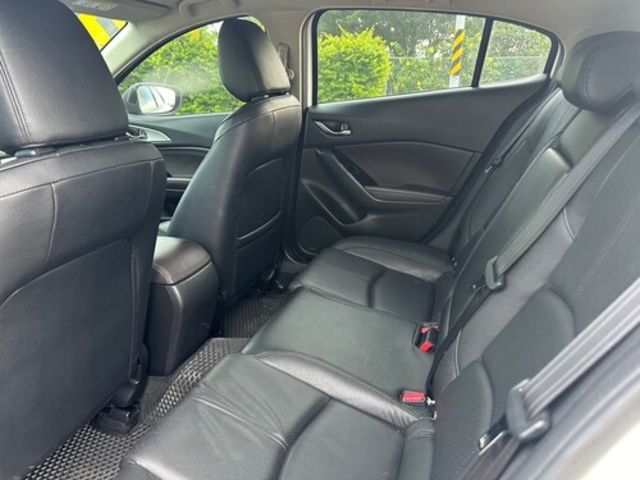 MAZDA馬自達 MAZDA 3  第8張相片