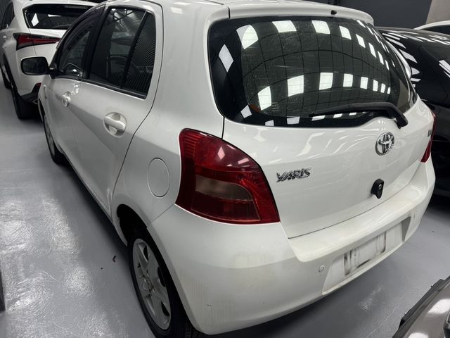 TOYOTA豐田 YARIS  第2張相片
