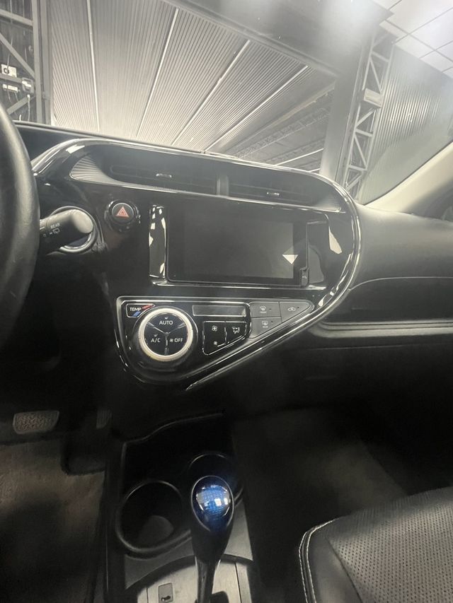 TOYOTA豐田 PRIUS C  第1張相片