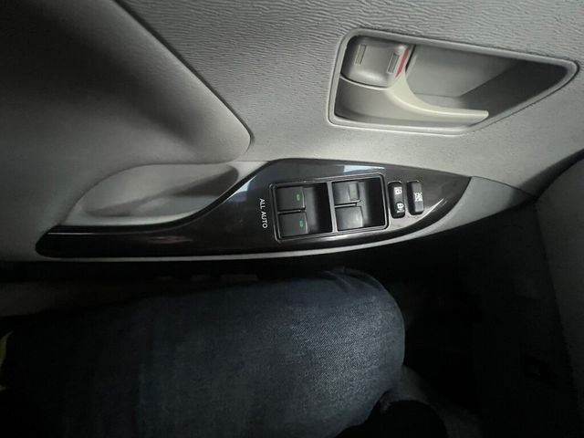 TOYOTA豐田 SIENNA  第14張相片