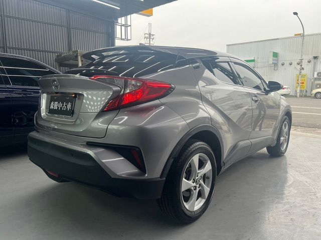 TOYOTA豐田 C-HR  第6張相片