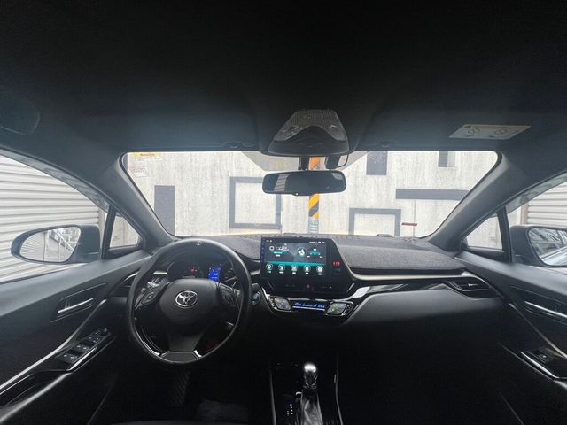 TOYOTA豐田 C-HR  第7張相片