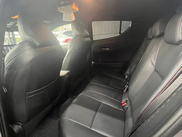 TOYOTA豐田 C-HR  第10張相片