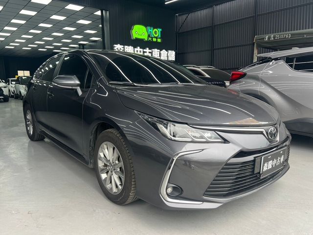 TOYOTA豐田 ALTIS  第2張相片