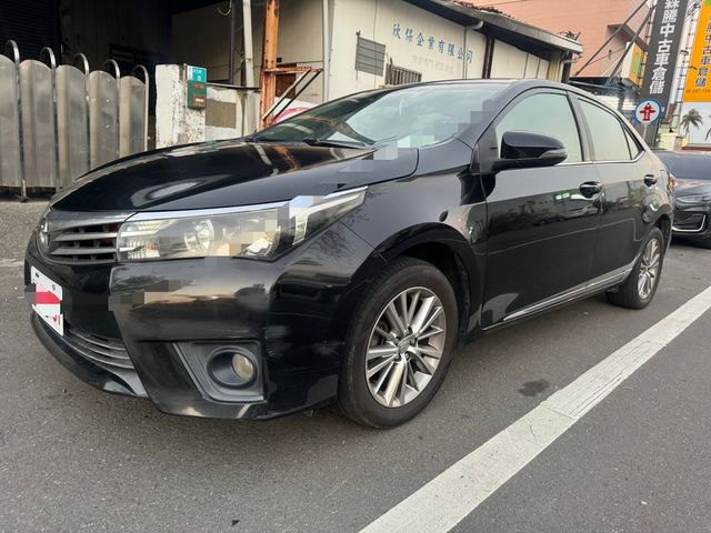 TOYOTA豐田 ALTIS  第2張相片