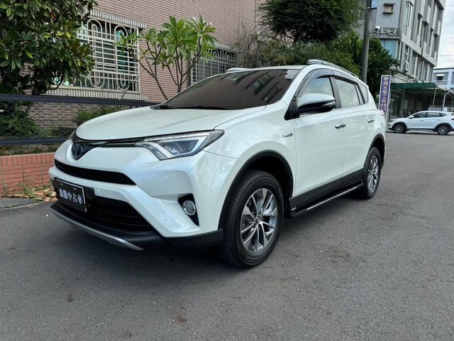 TOYOTA豐田 RAV4  第3張相片