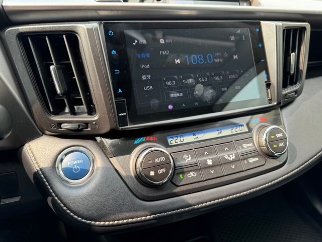 TOYOTA豐田 RAV4  第33張相片