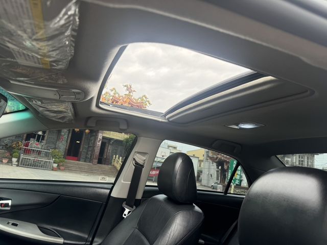 TOYOTA豐田 ALTIS  第6張相片