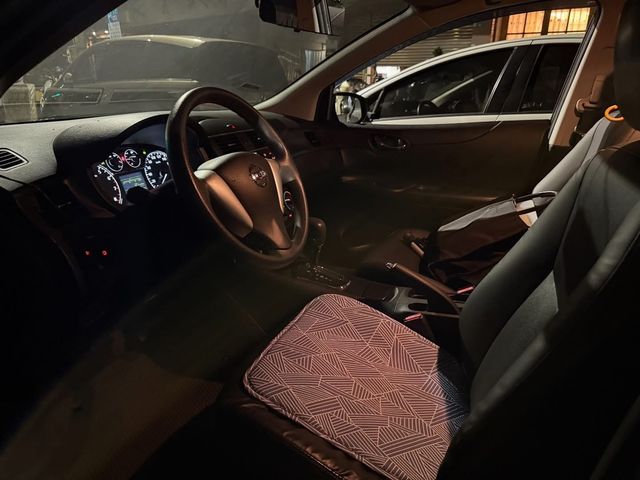NISSAN日產 TIIDA  第5張相片