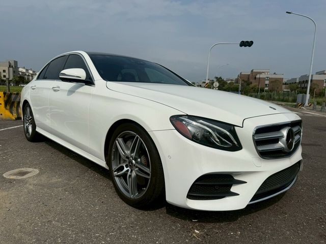 M-BENZ賓士 E300  第3張相片
