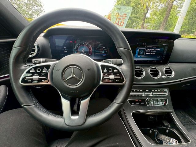 M-BENZ賓士 E300  第11張相片