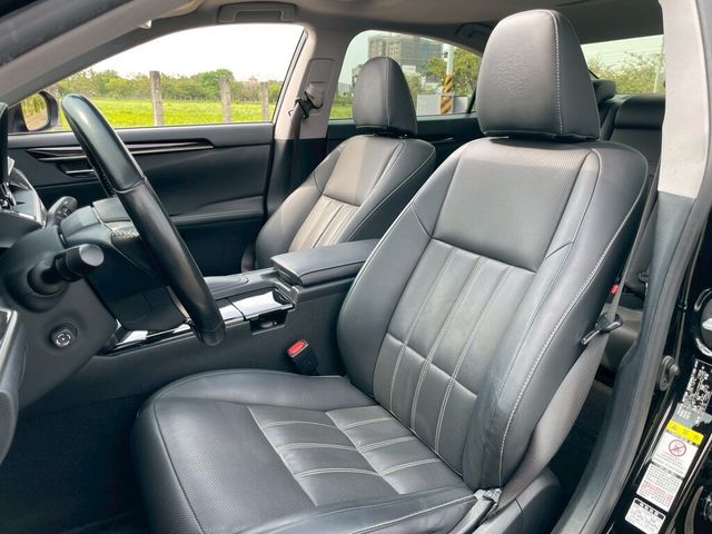 LEXUS凌志 ES200  第9張相片