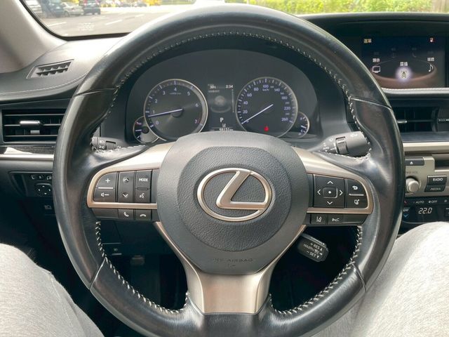 LEXUS凌志 ES200  第10張相片